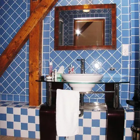 Casa Rozelor 4*