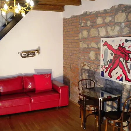 Casa Rozelor 4*