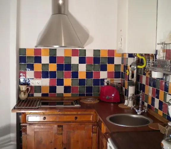 Casa Rozelor Pensión 4*